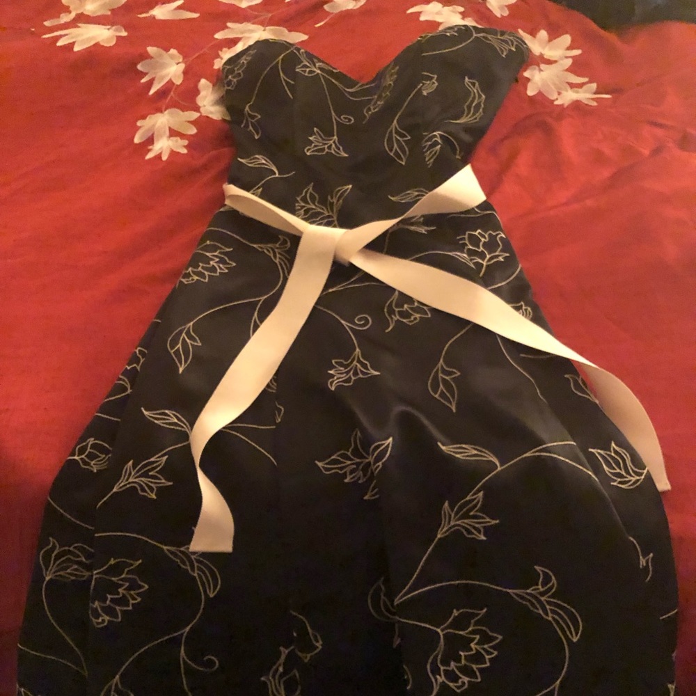White House Black Market dress size 0